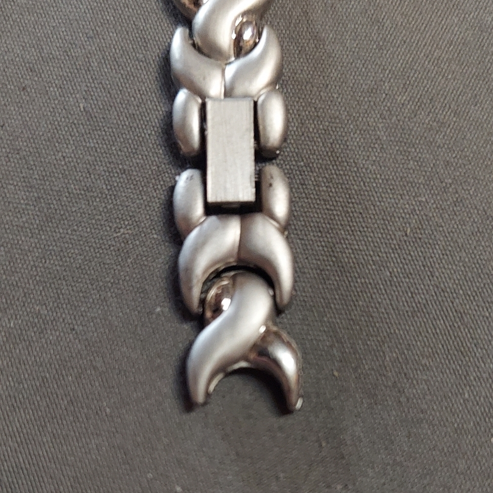 Gucci Watch - Picture 3 of 4